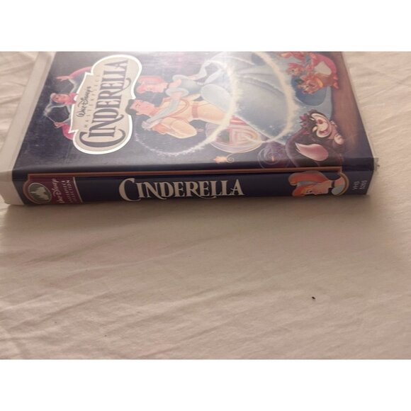 Walt Disney's Masterpiece Cinderella Classic VHS Video Cassette Tape - Picture 4 of 5